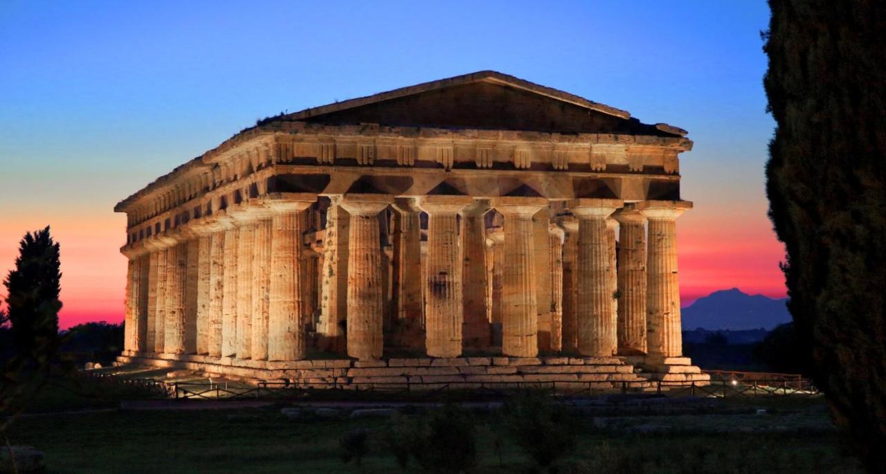 Casa Vacanze Mare Di Paestum Leilighet Eksteriør bilde