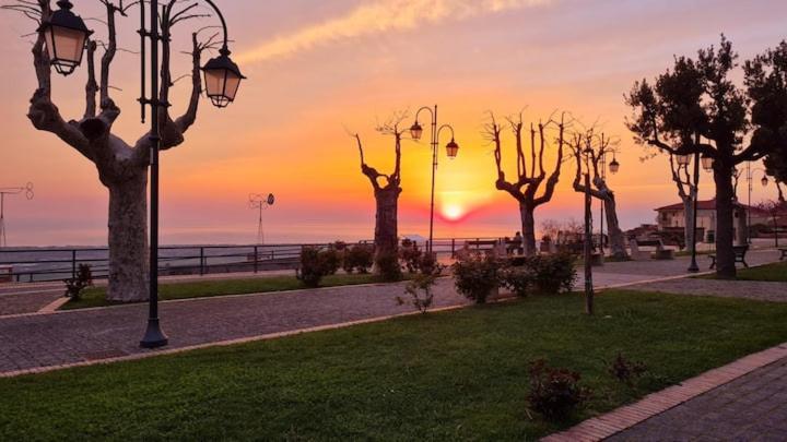 Casa Vacanze Mare Di Paestum Leilighet Eksteriør bilde