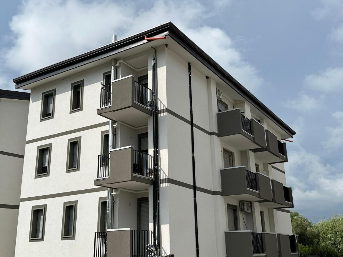 Casa Vacanze Mare Di Paestum Leilighet Eksteriør bilde